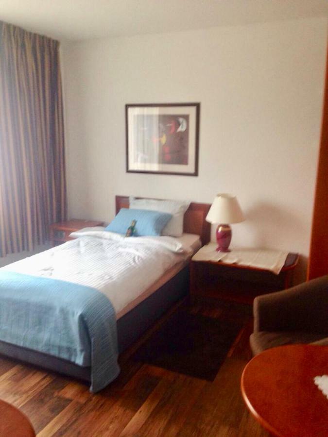 Ingrids Ferienwohnung Mit Balkon In Thiede Naehe See ซาลซ์กิทเทอร์ ภายนอก รูปภาพ