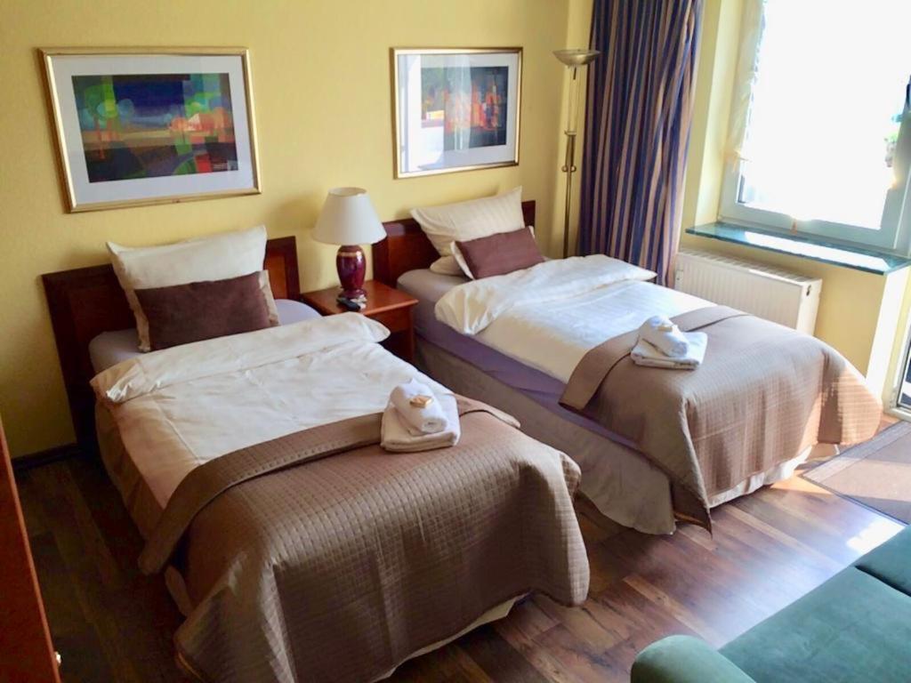 Ingrids Ferienwohnung Mit Balkon In Thiede Naehe See ซาลซ์กิทเทอร์ ภายนอก รูปภาพ